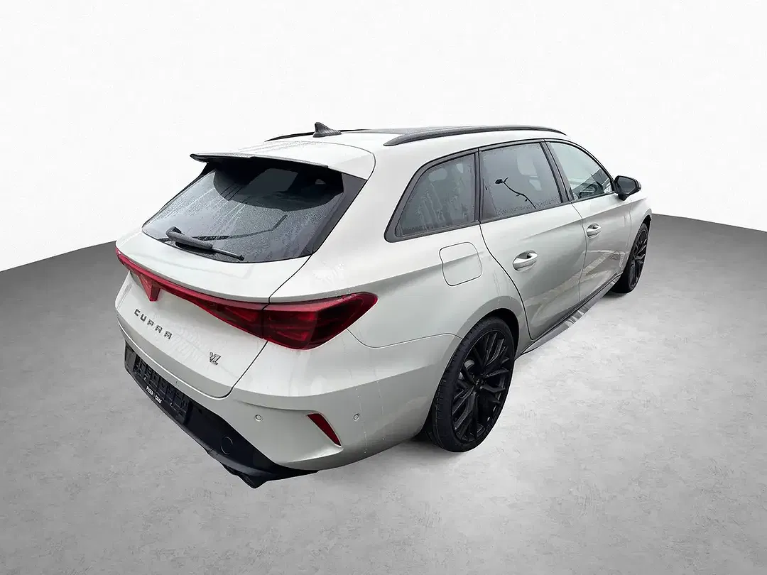 CUPRA Leon - Thumbnail 4
