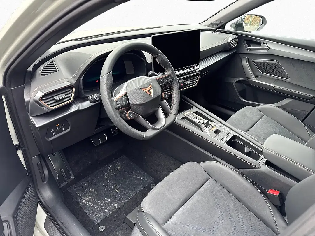 CUPRA Leon - Thumbnail 5