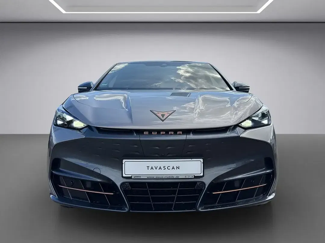 CUPRA Tavascan - Thumbnail 8