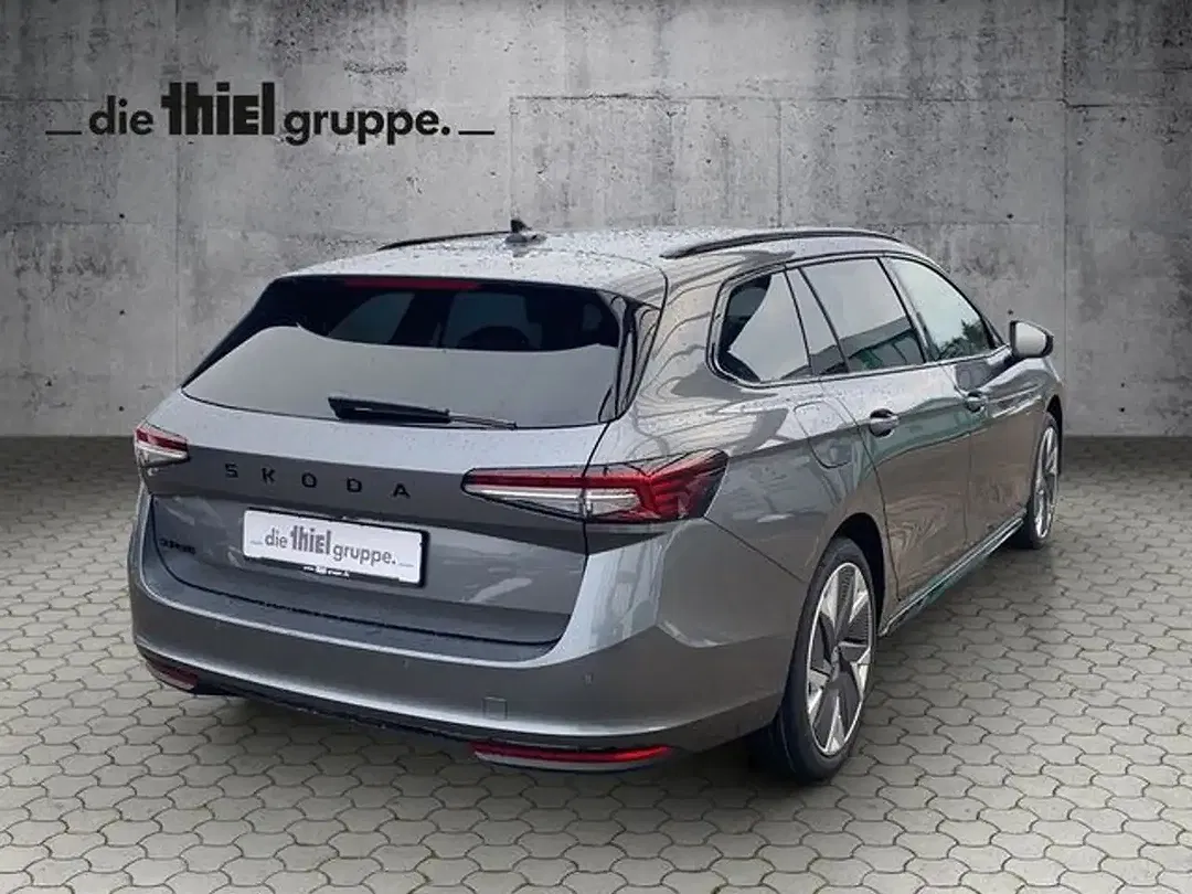 Skoda Superb - Thumbnail 3