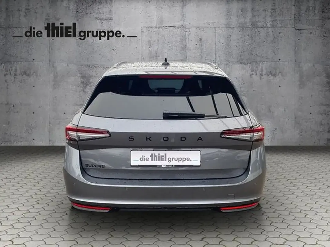 Skoda Superb - Thumbnail 4