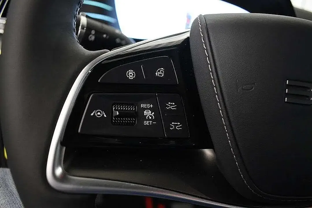 BYD Tang - Thumbnail 12
