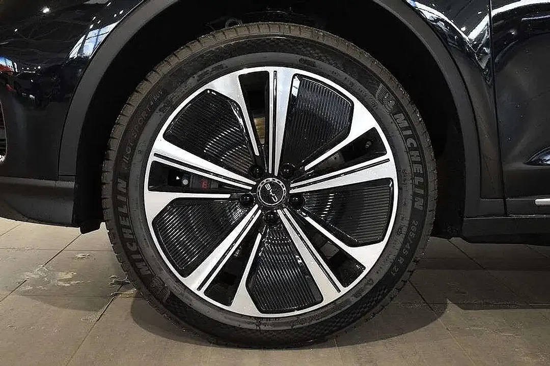 BYD Tang - Thumbnail 9