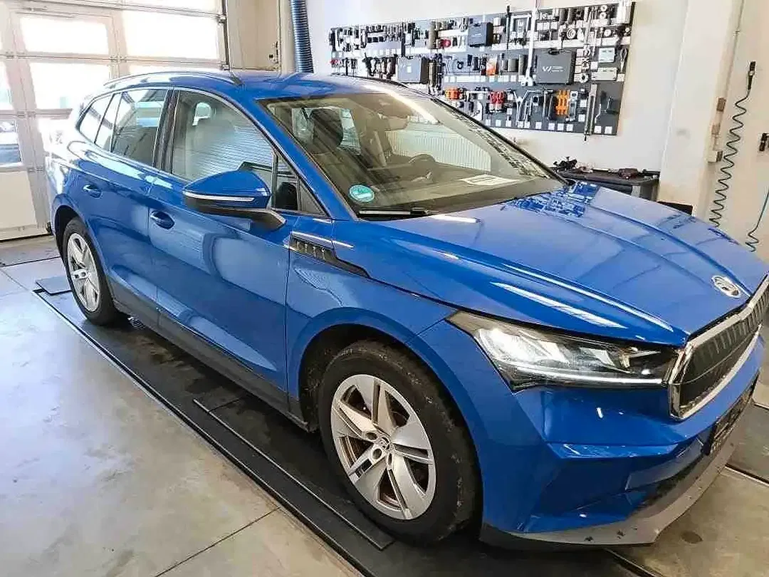 Skoda Enyaq - Thumbnail 2