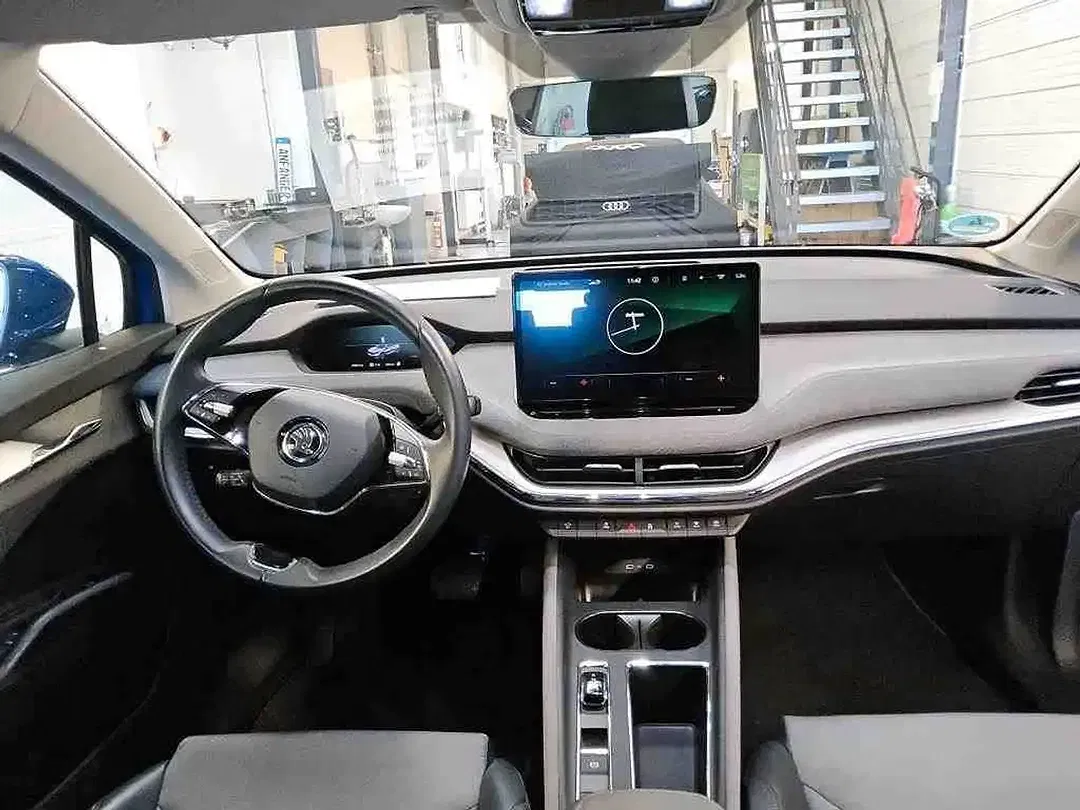 Skoda Enyaq - Thumbnail 5