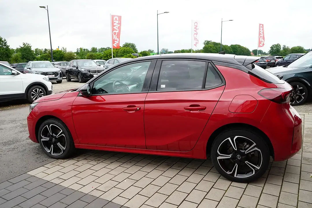 Opel Corsa - Thumbnail 1