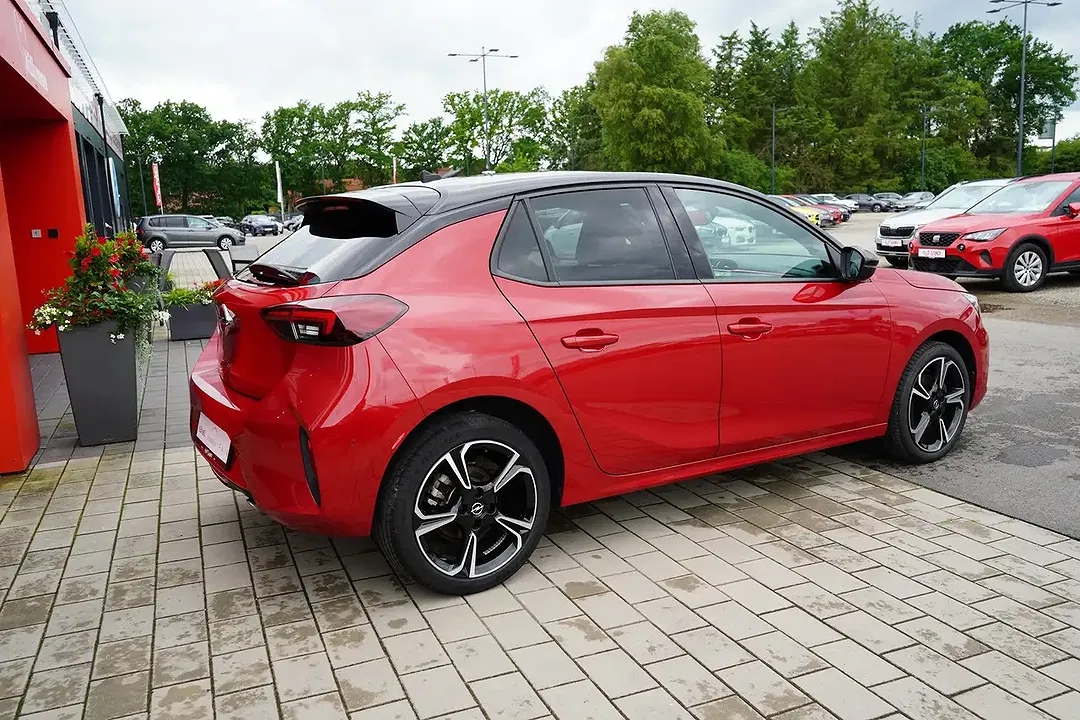 Opel Corsa - Thumbnail 3