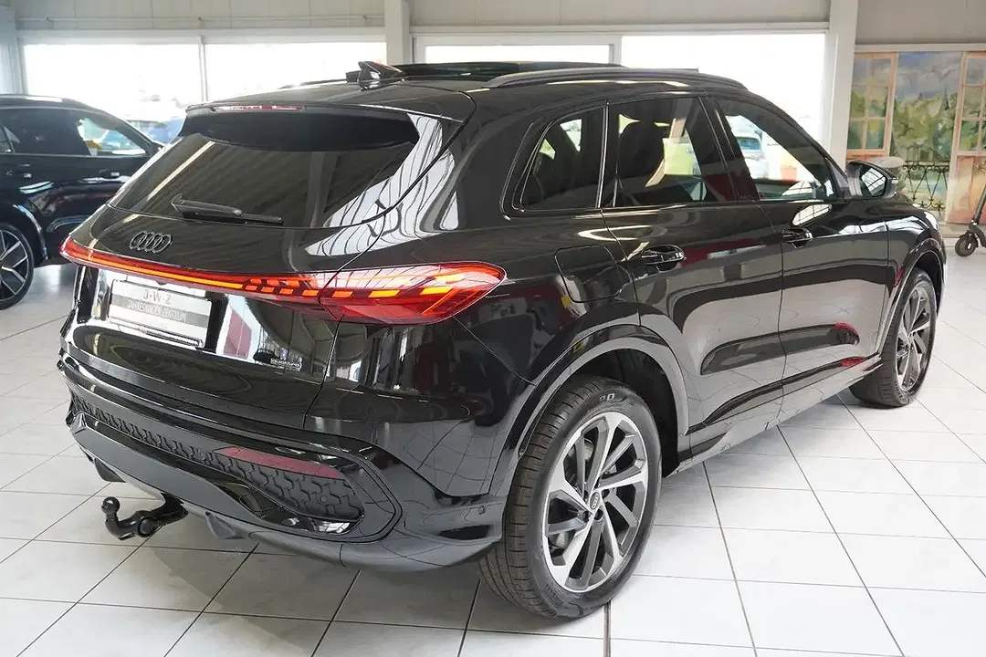 Audi Q5 - Thumbnail 6
