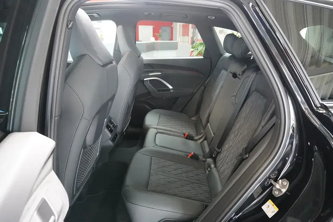 Audi Q5 - Thumbnail 8