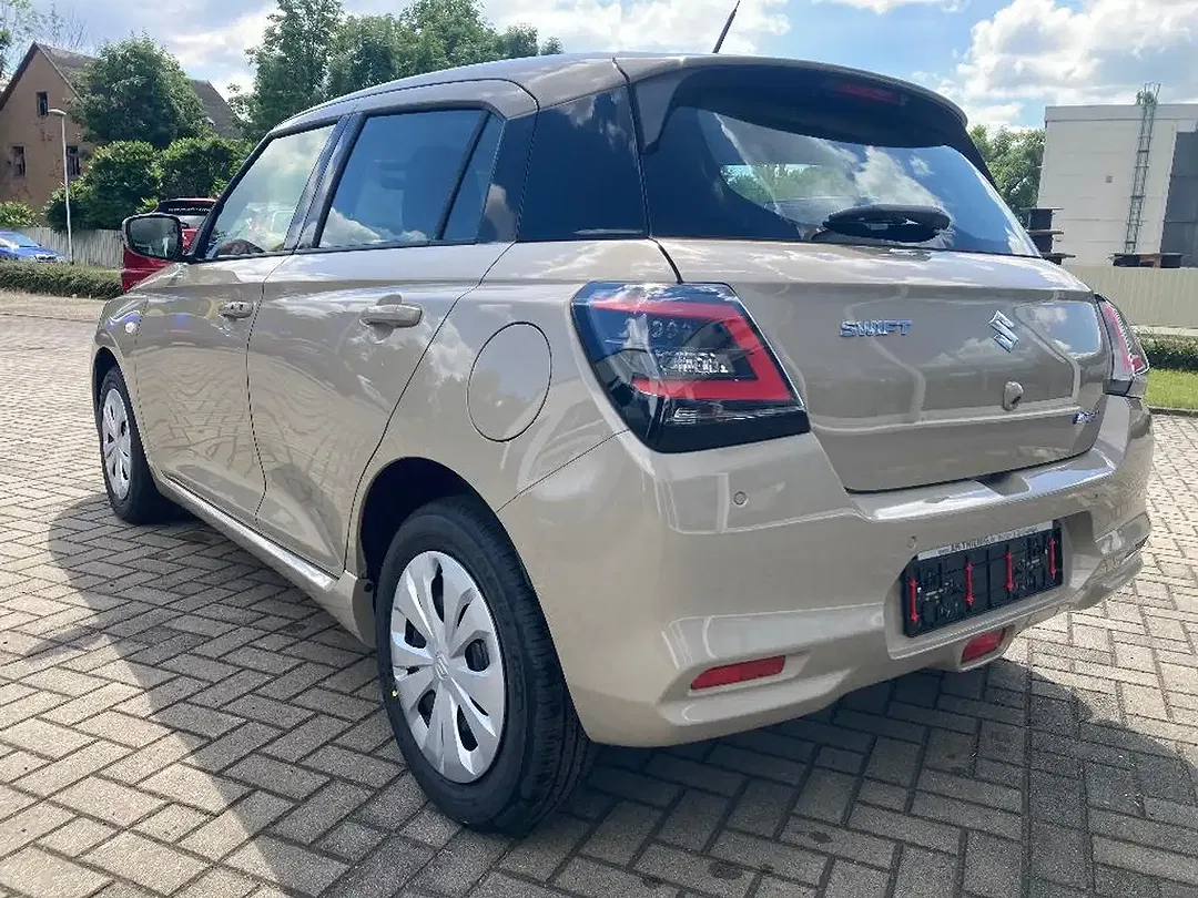 Suzuki Swift - Thumbnail 3