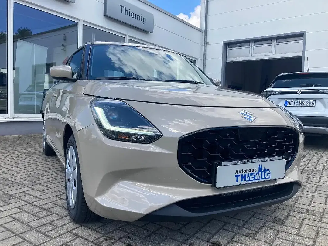 Suzuki Swift - Thumbnail 6