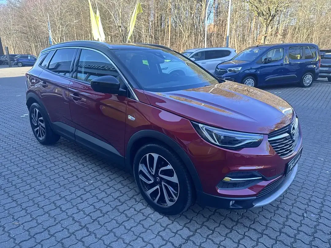 Opel Grandland X - Thumbnail 3