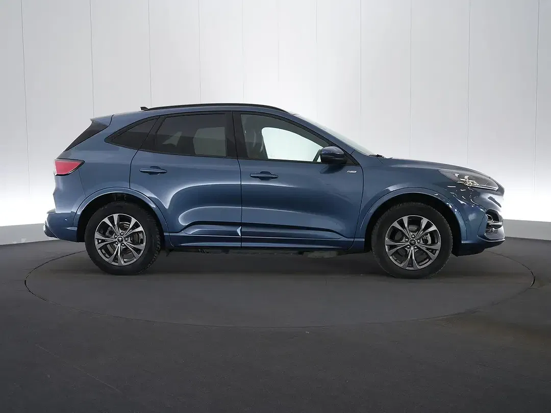 Ford Kuga - Thumbnail 6