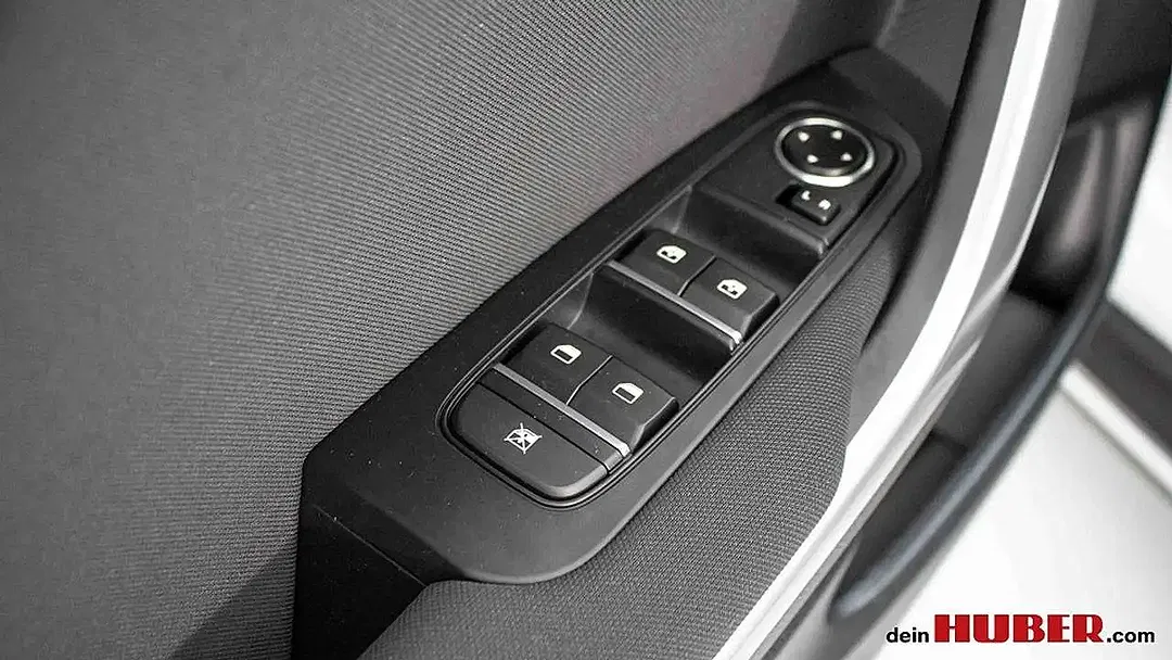Kia XCeed - Thumbnail 12