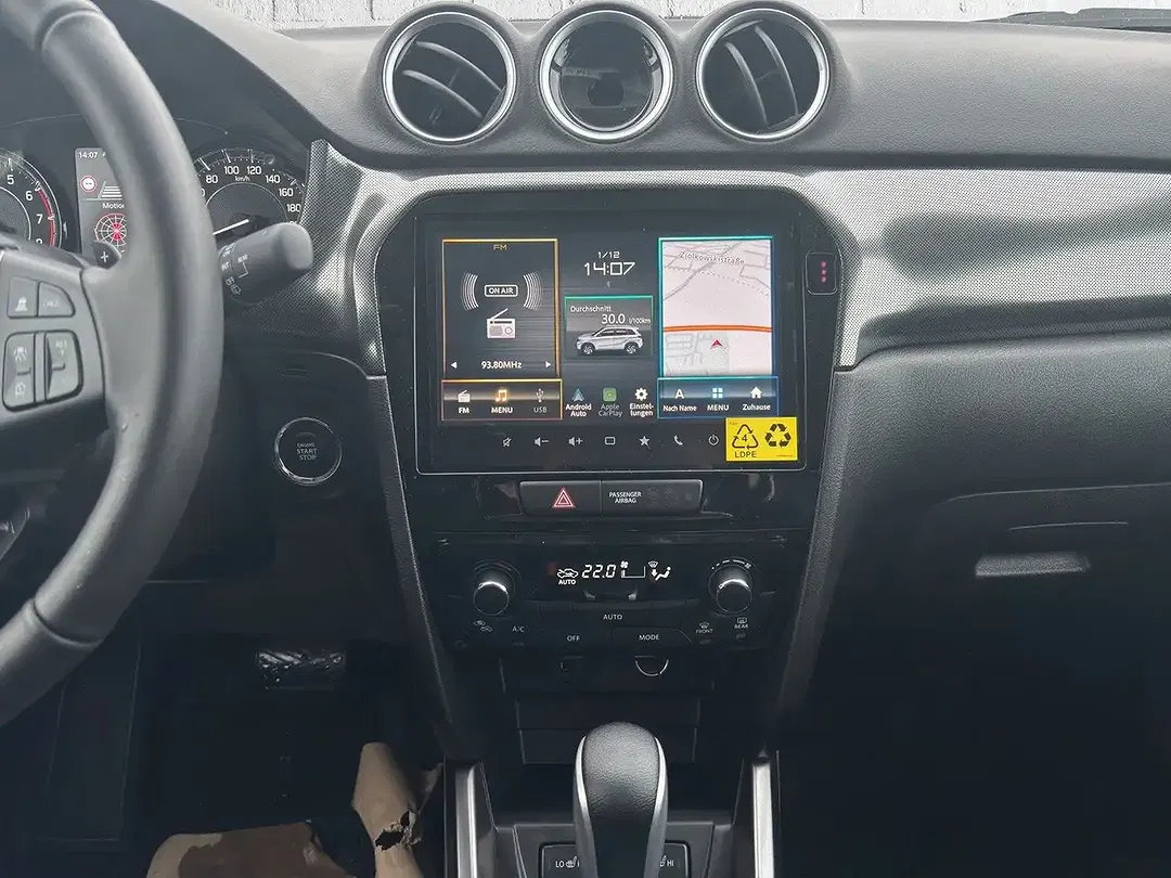 Suzuki Vitara - Thumbnail 9