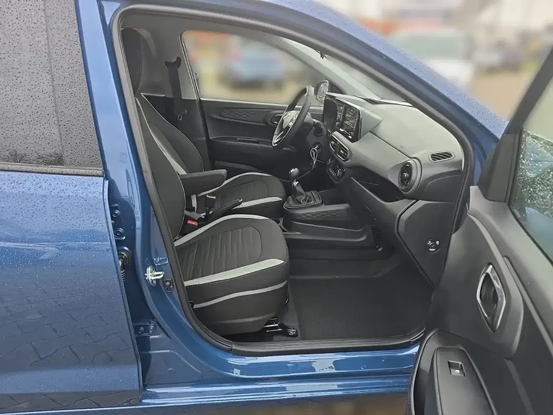 Hyundai i10 - Thumbnail 14