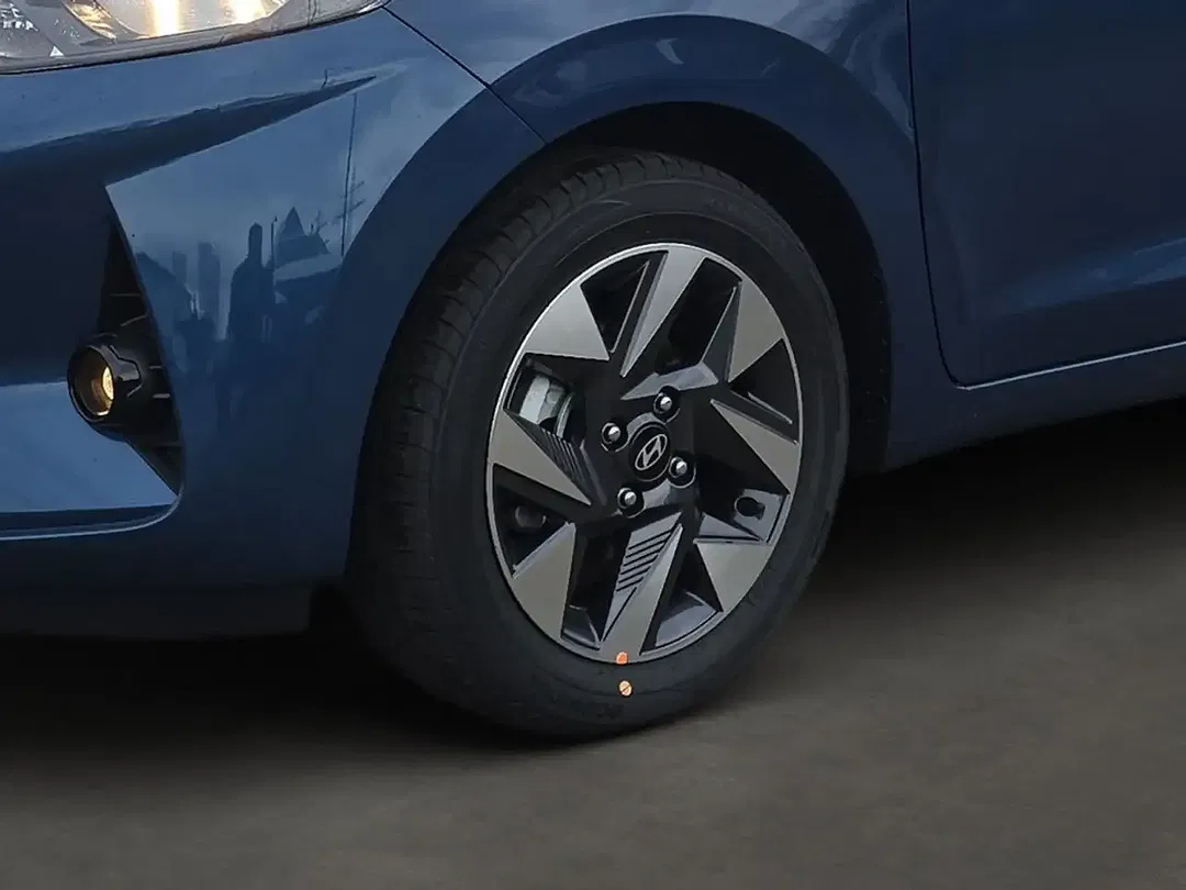 Hyundai i10 - Thumbnail 6