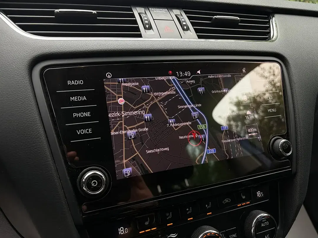 Skoda Octavia - Thumbnail 12