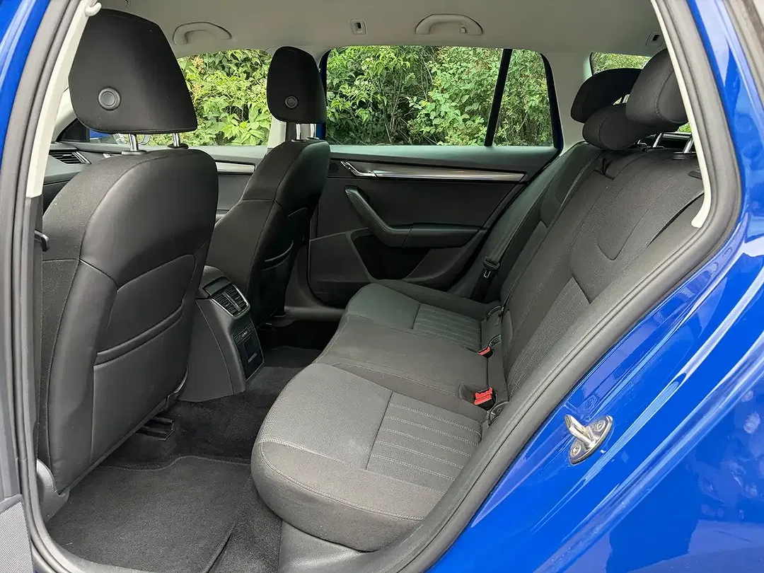 Skoda Octavia - Thumbnail 9