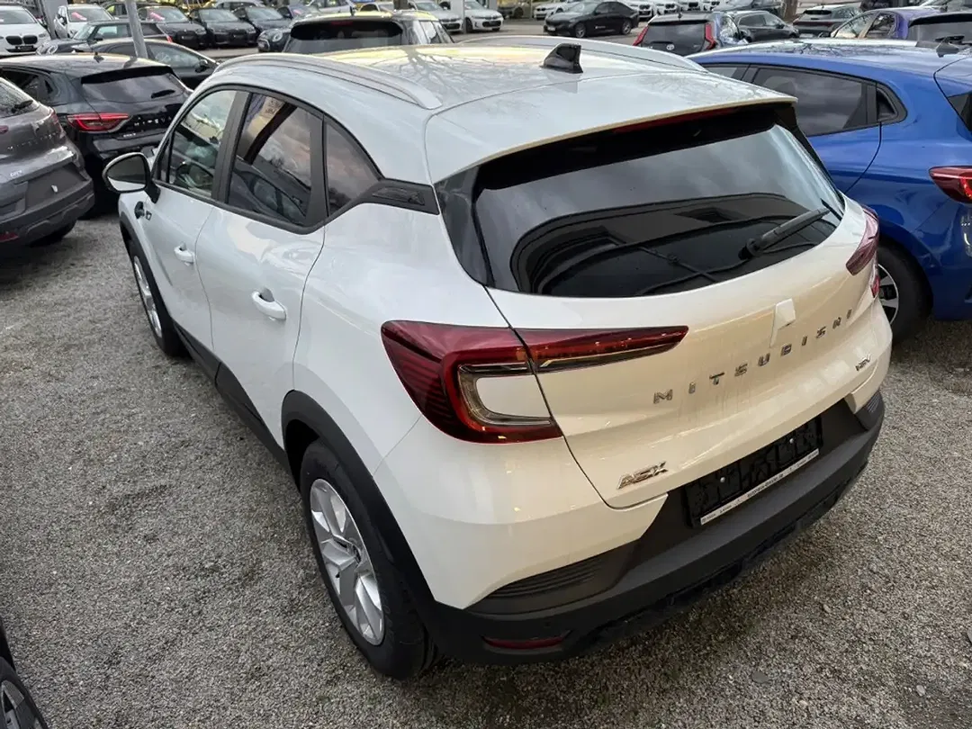 Mitsubishi ASX - Thumbnail 3