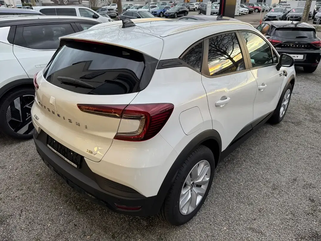 Mitsubishi ASX - Thumbnail 4