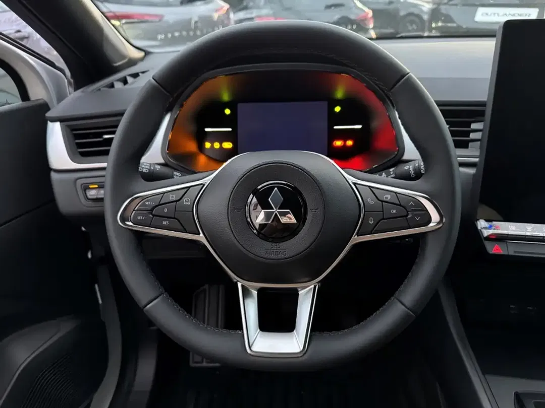 Mitsubishi ASX - Thumbnail 9