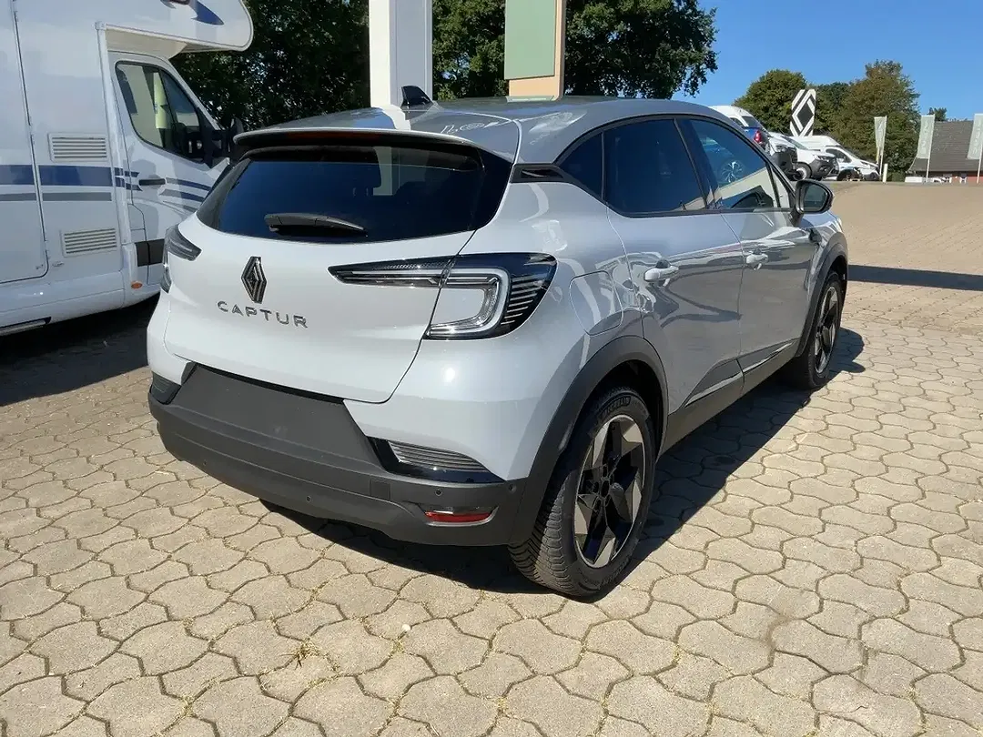 Renault Captur - Thumbnail 4
