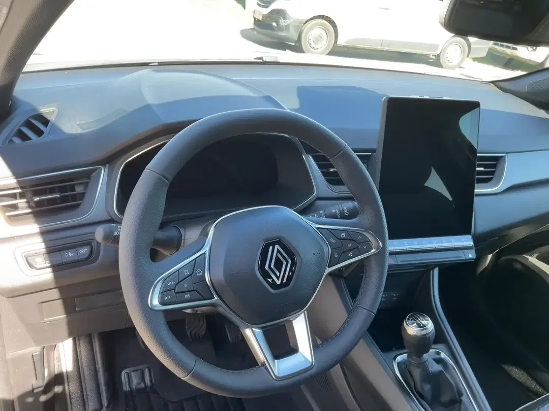 Renault Captur - Thumbnail 8
