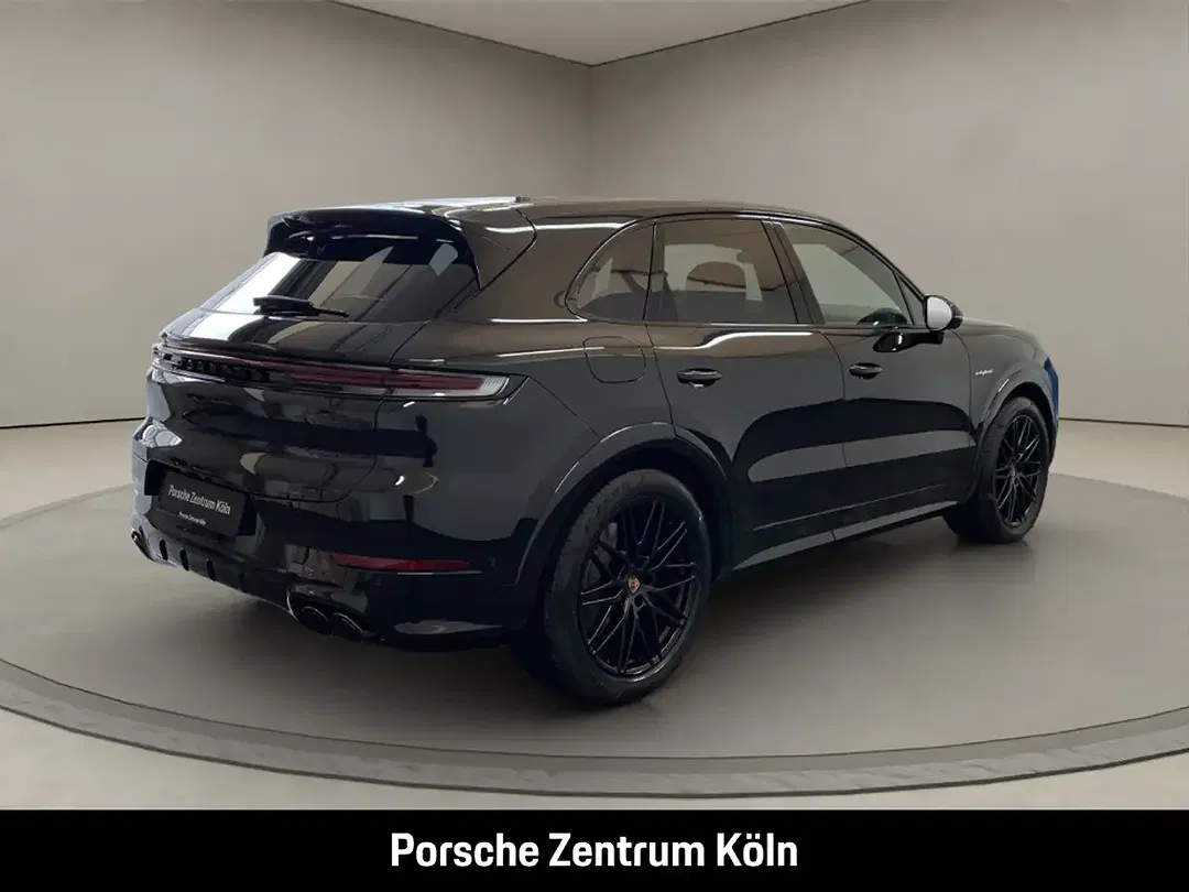 Porsche Cayenne - Thumbnail 5