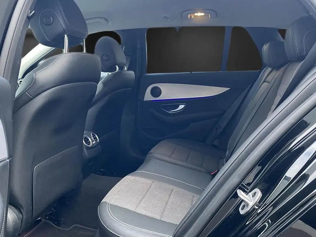 Mercedes-Benz E 300 - Thumbnail 14
