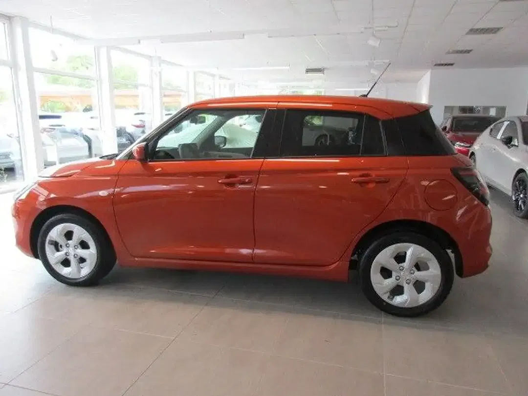 Suzuki Swift - Thumbnail 4