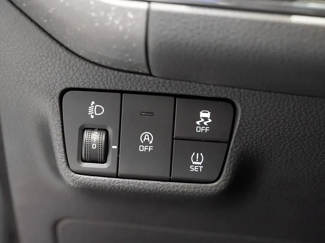 Kia Stonic - Thumbnail 10