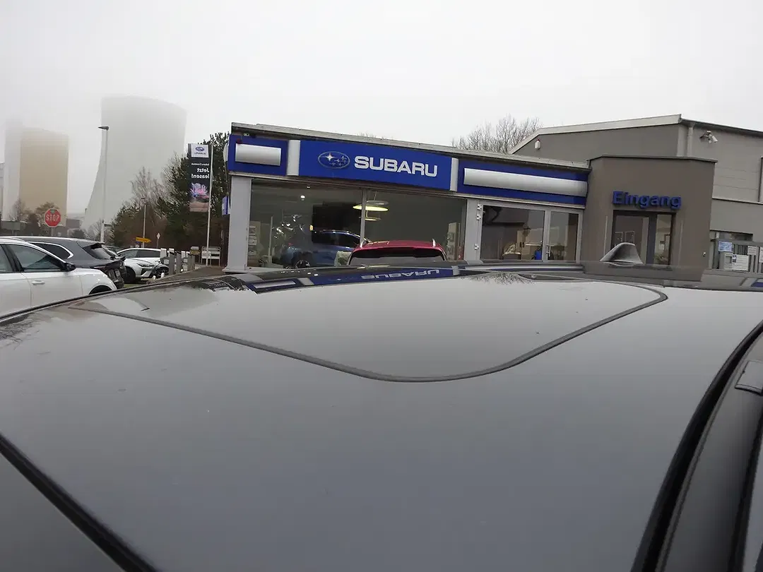 Subaru Impreza - Thumbnail 7