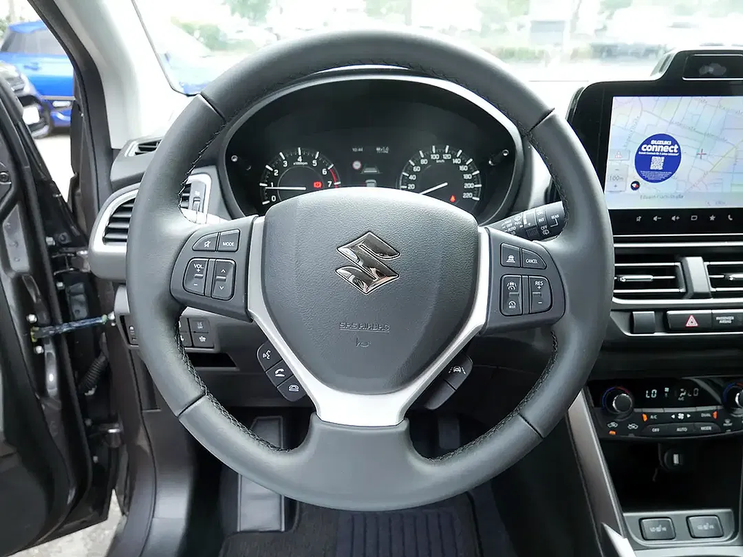Suzuki S-Cross - Thumbnail 9