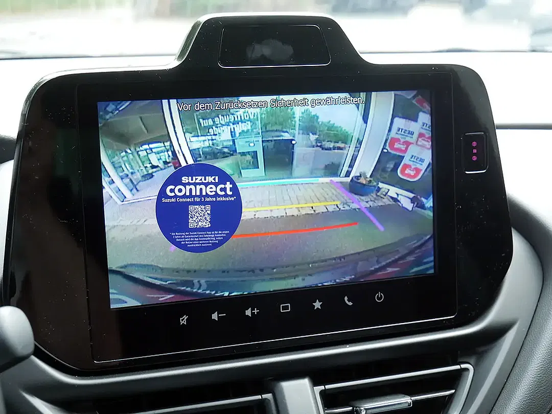Suzuki S-Cross - Thumbnail 12
