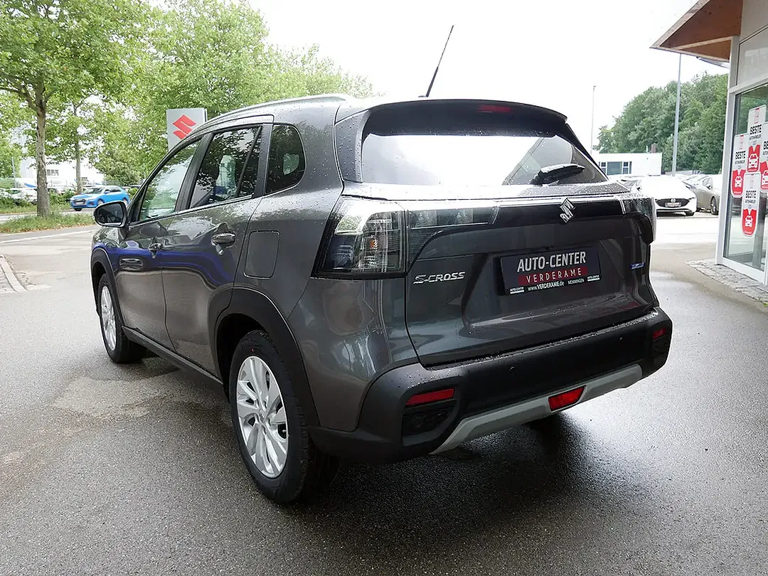 Suzuki S-Cross - Thumbnail 4