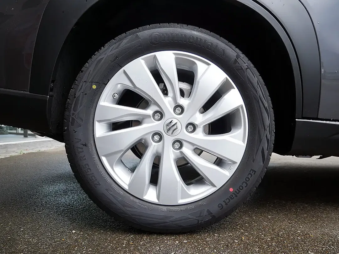 Suzuki S-Cross - Thumbnail 5