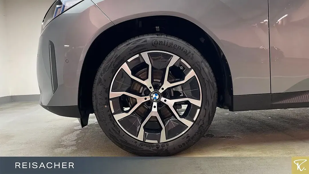 BMW X3 - Thumbnail 3