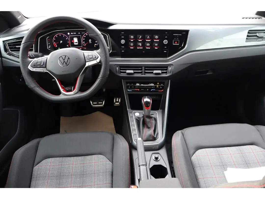 Volkswagen Polo - Thumbnail 13