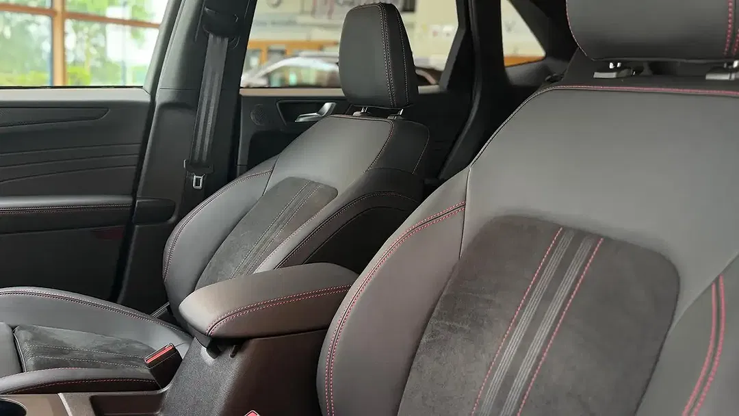 Ford Kuga - Thumbnail 10