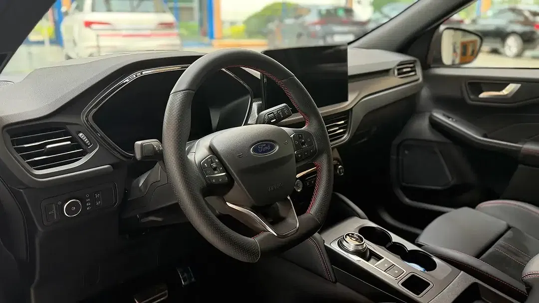 Ford Kuga - Thumbnail 11