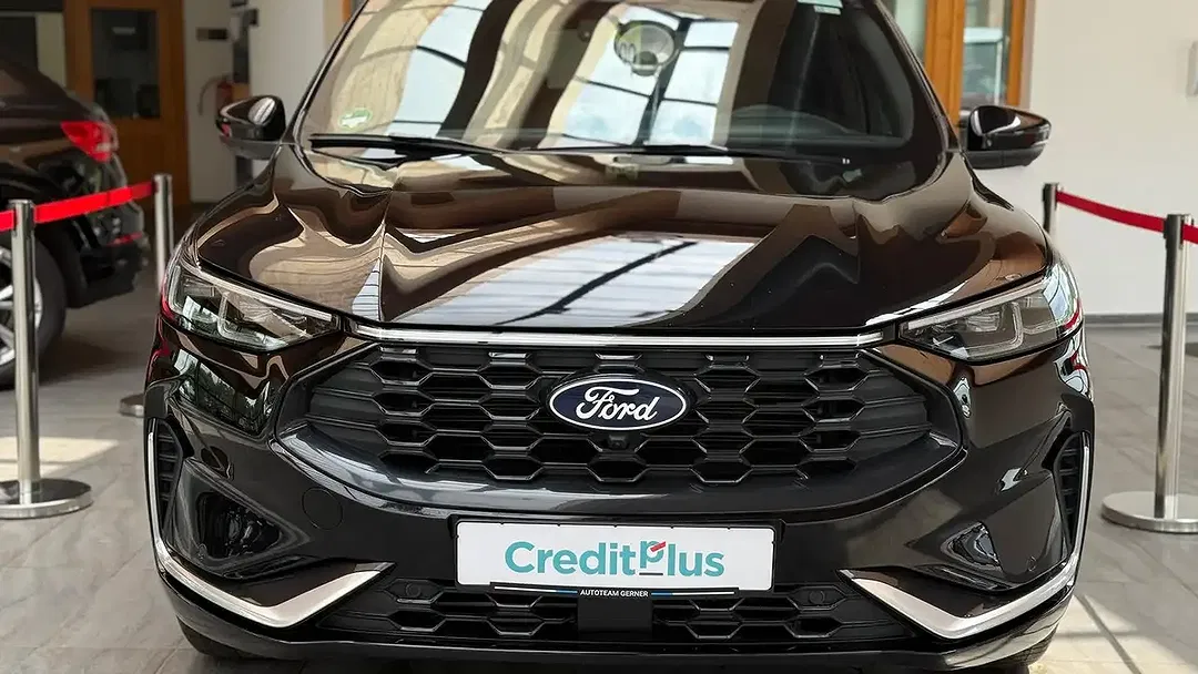 Ford Kuga - Thumbnail 3