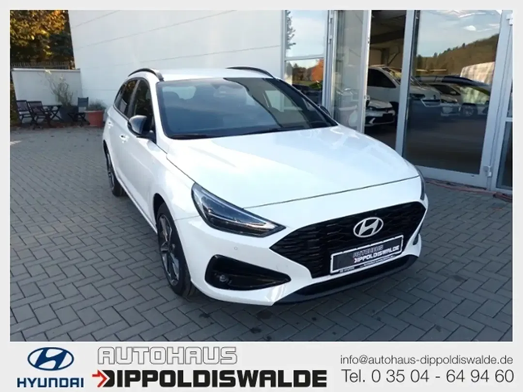 Hyundai i30 - Thumbnail 1
