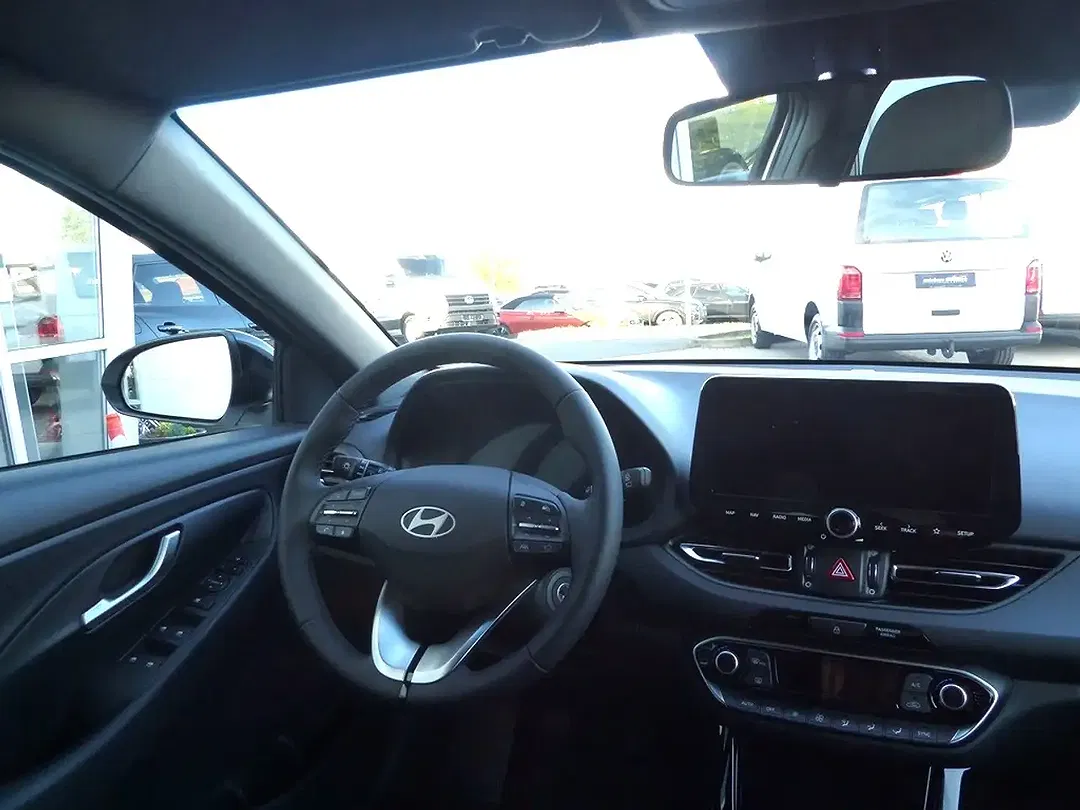 Hyundai i30 - Thumbnail 10