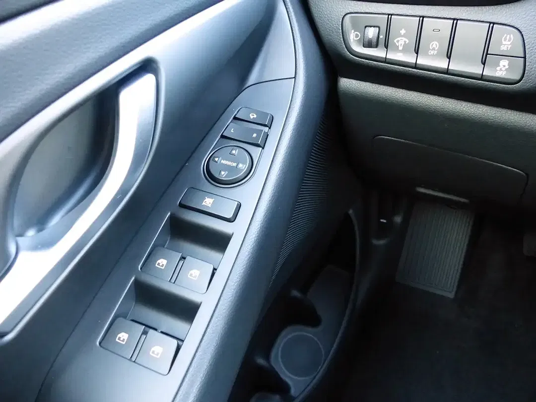 Hyundai i30 - Thumbnail 13
