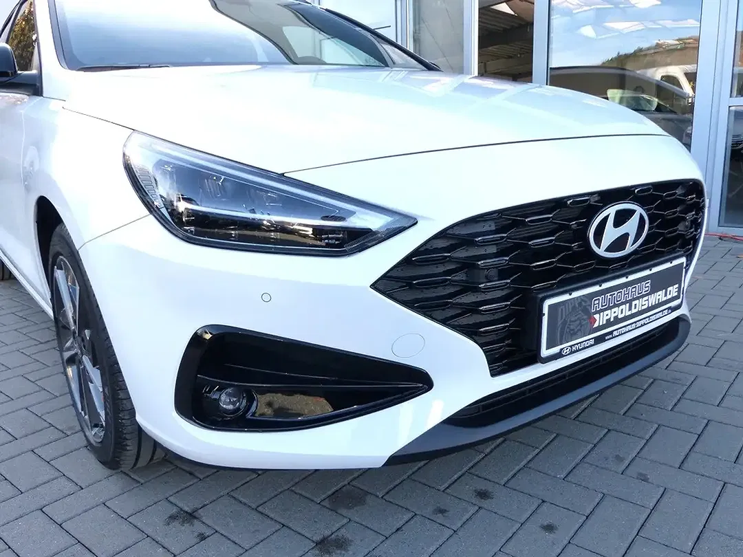 Hyundai i30 - Thumbnail 3