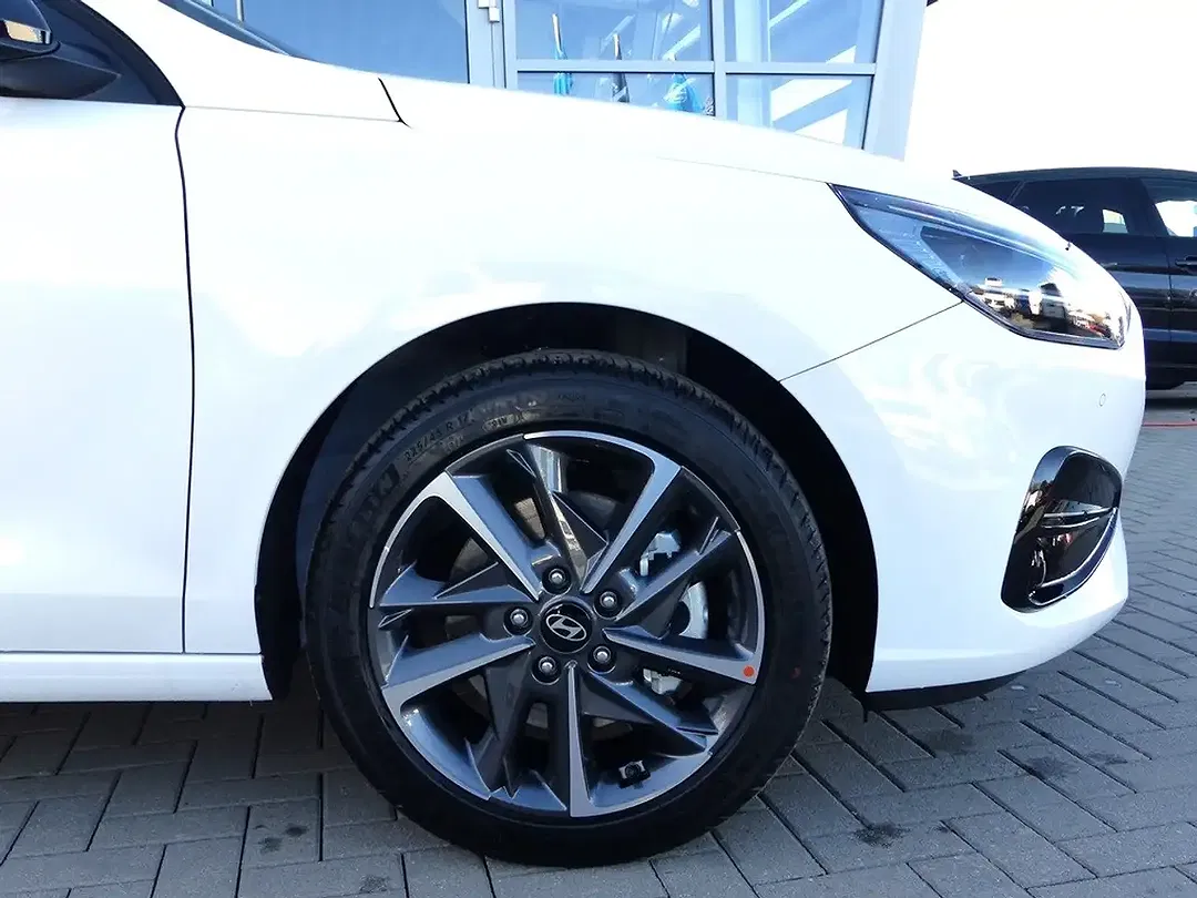 Hyundai i30 - Thumbnail 9