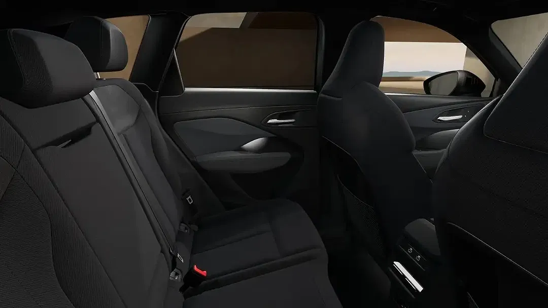 Audi Q3 - Thumbnail 12