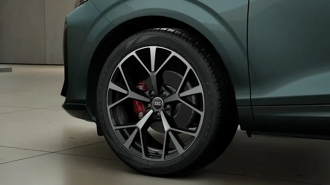 Audi Q3 - Thumbnail 6