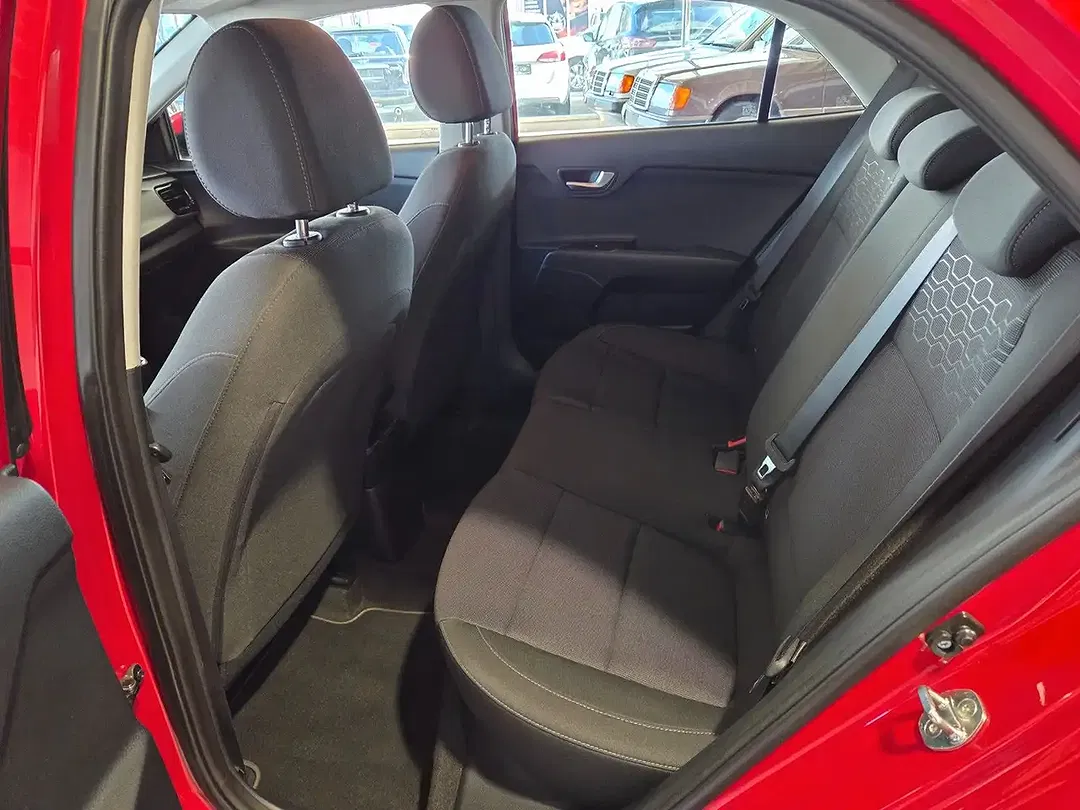 Kia Rio - Thumbnail 6